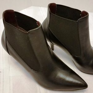 BNWOB. Ellen Tracy Bradford Boots. Size 7.5 M
